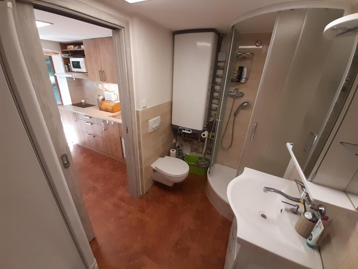Holiday Home Zajicovi Rabyne 외부 사진